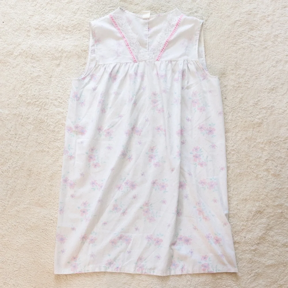 Vintage Floral Nightgown Lace Trim Pink Blue Medium Sleep Dress